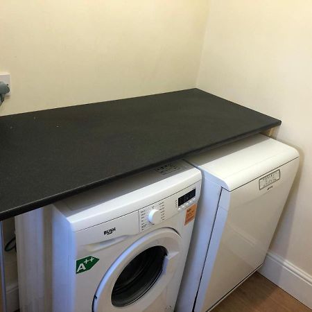 Cannock House ~ 4 Bedrooms All With Ensuite. Rugeley Extérieur photo